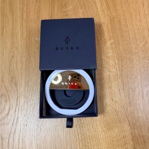 Burga Phone ring light  with Gold and Black Accents